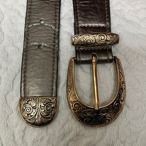 Vintage 80s Ribco Metal mesh belt, large gold tone filigree buckle/tip, studded